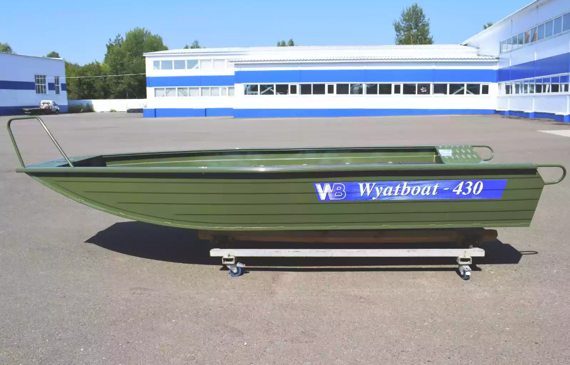 Алюминиевая лодка  Wyatboat-430 Master Fish в Санкт-Петербурге