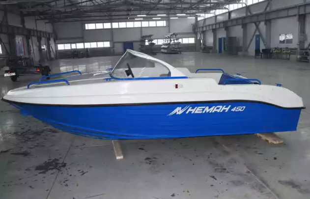 Комбинированный катер Neman-450 в Санкт-Петербурге
