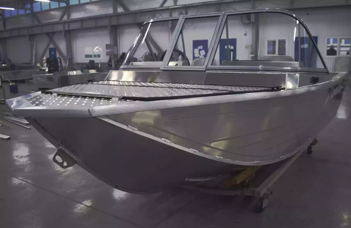 Алюминиевый катер Неман-450 DC NEW без покраски в Санкт-Петербурге