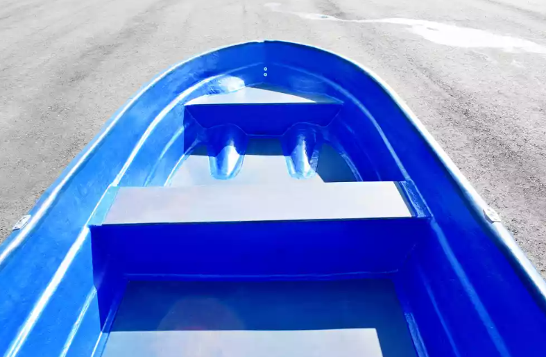 Стеклопластиковая лодка Neman-340 (тримаран) в Санкт-Петербурге