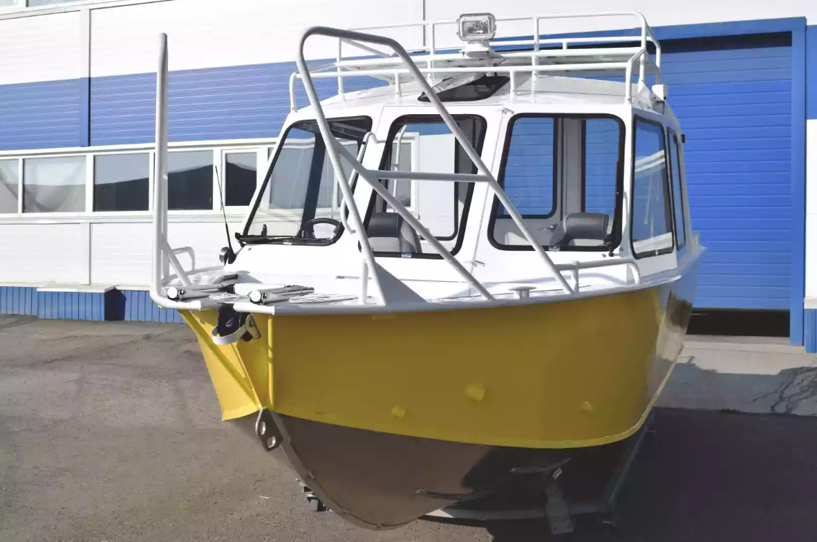 Алюминиевый катер Wyatboat-660 Cabin в Санкт-Петербурге