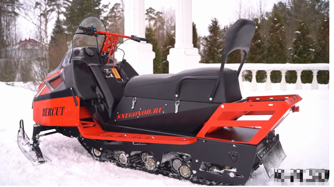Миниснегоход Бурлак Беркут CS 20 л.с. в Санкт-Петербурге
