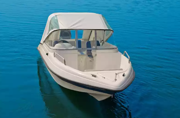 Стеклопластиковый катер Wyatboat-3 DC Open в Санкт-Петербурге