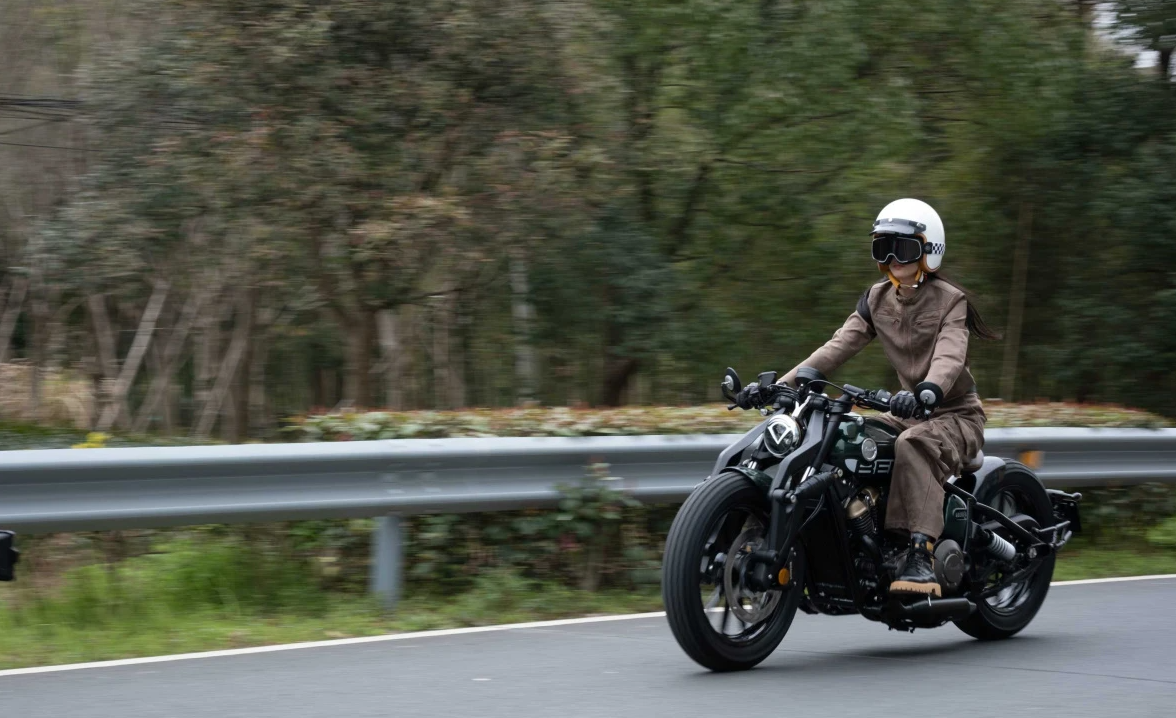 Мотоцикл Benda Napoleon 250 в Санкт-Петербурге