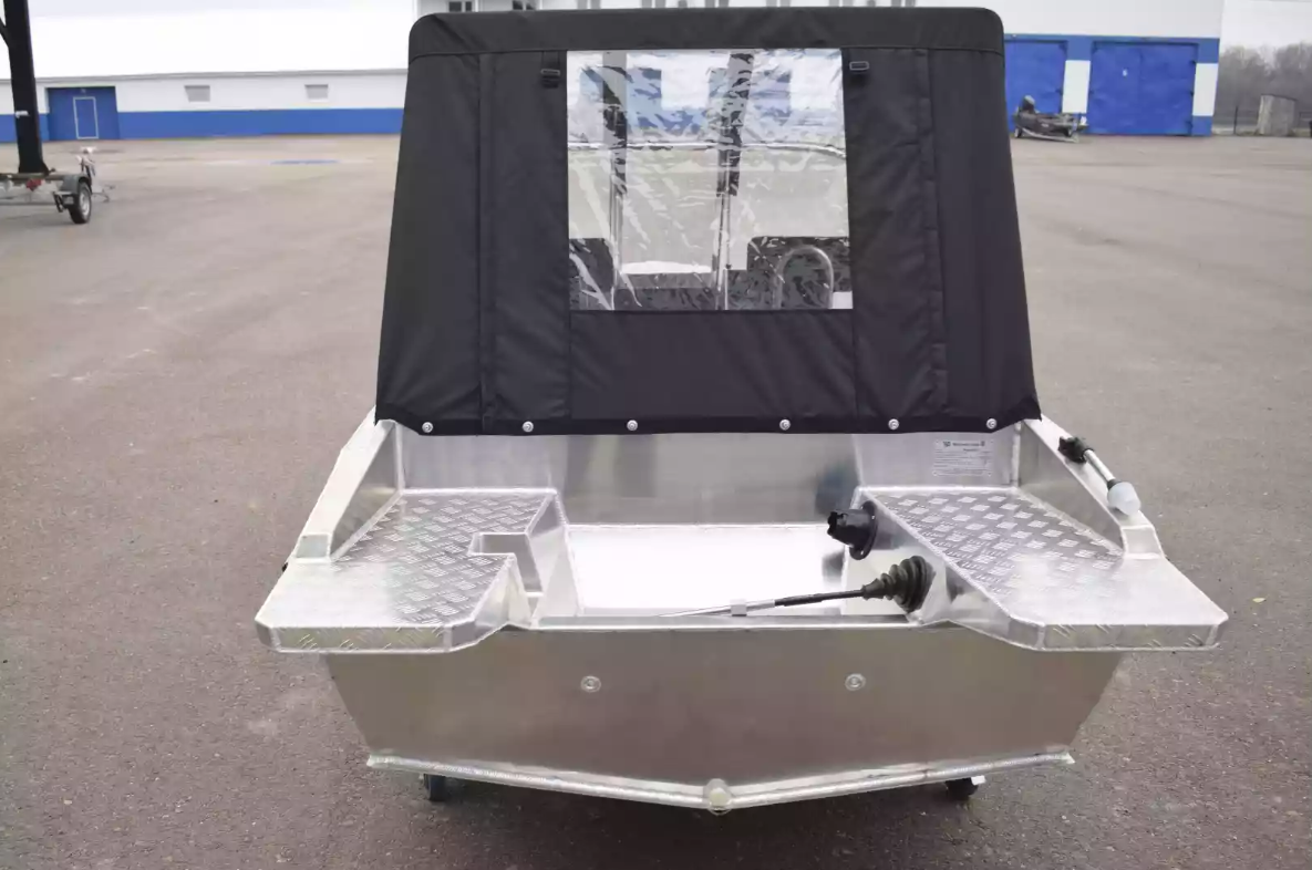 Алюминиевый катер Neman-400 DC в Санкт-Петербурге