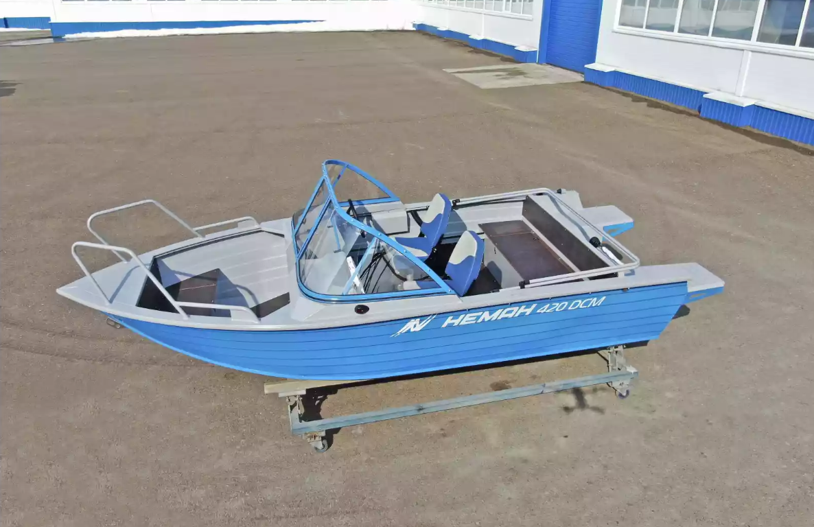 Алюминиевый катер Неман-420 DCM NEW в Санкт-Петербурге
