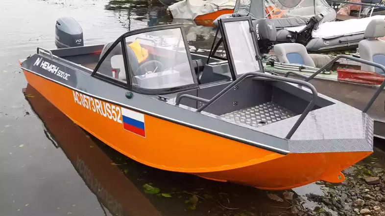 Алюминиевый катер Неман-500 DC в Санкт-Петербурге