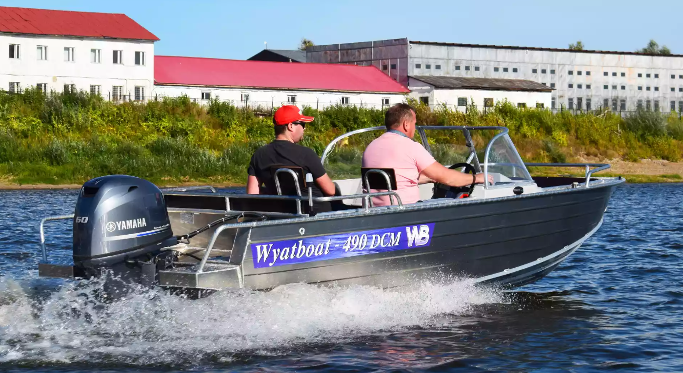 Алюминиевый катер Wyatboat-490 DCM в Санкт-Петербурге