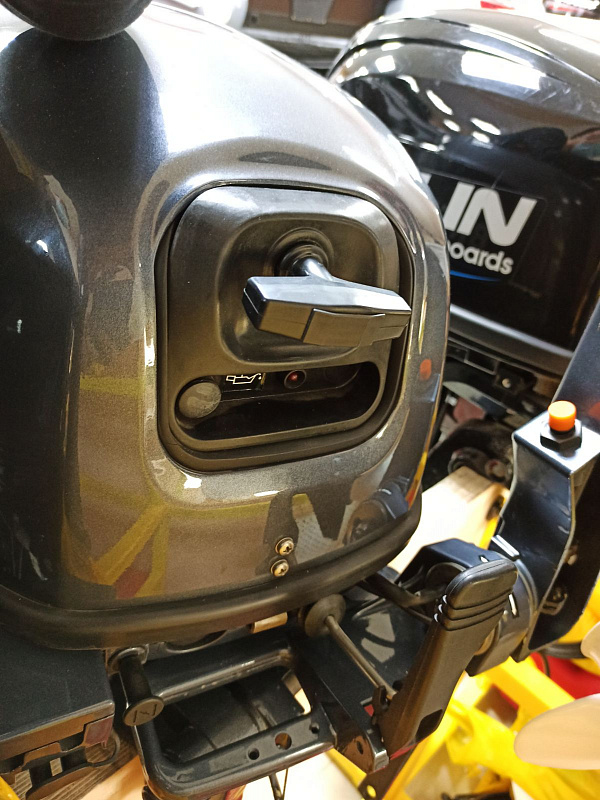 Лодочный мотор BREEZE F9,9S (4х тактный) в Санкт-Петербурге