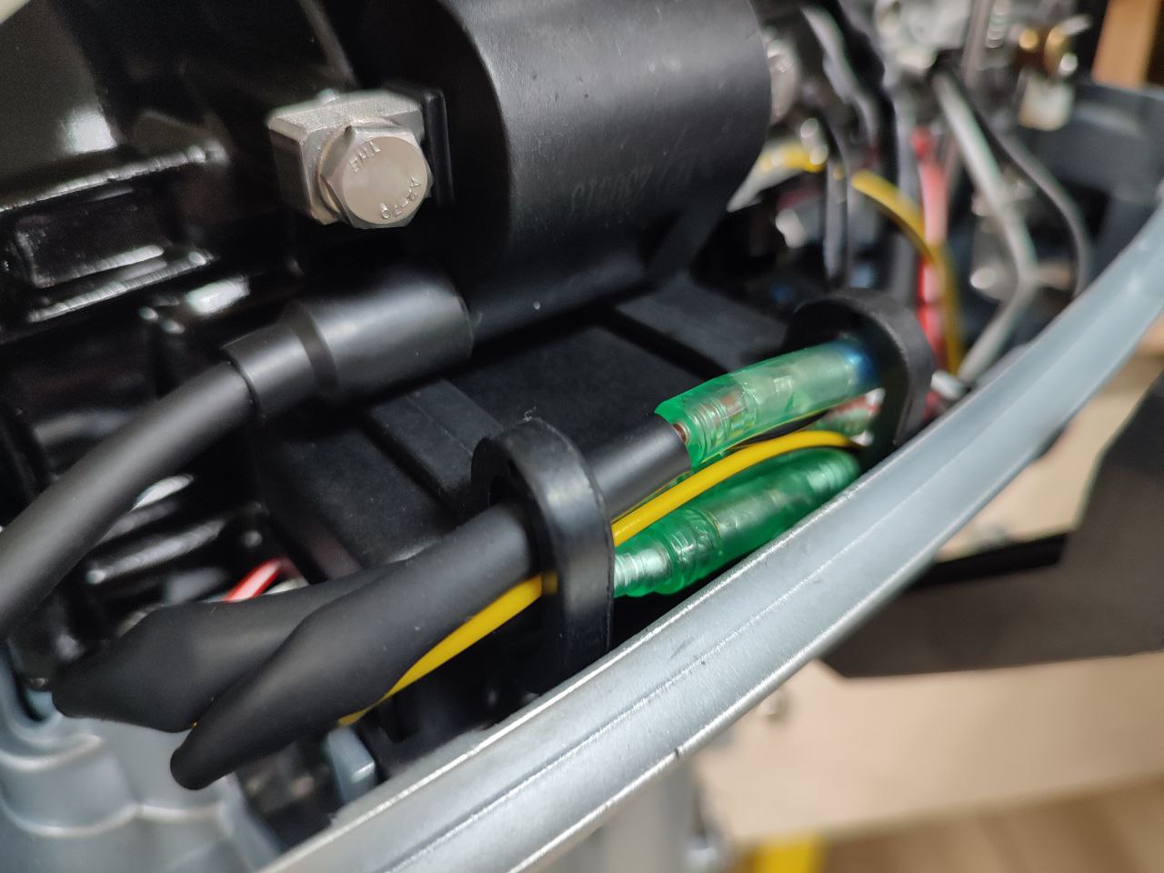 Лодочный мотор PROMAX SP5FHS (внешний бак 12 л) в Санкт-Петербурге