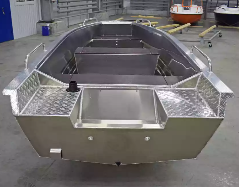 Алюминиевая лодка  Wyatboat-430 Р в Санкт-Петербурге