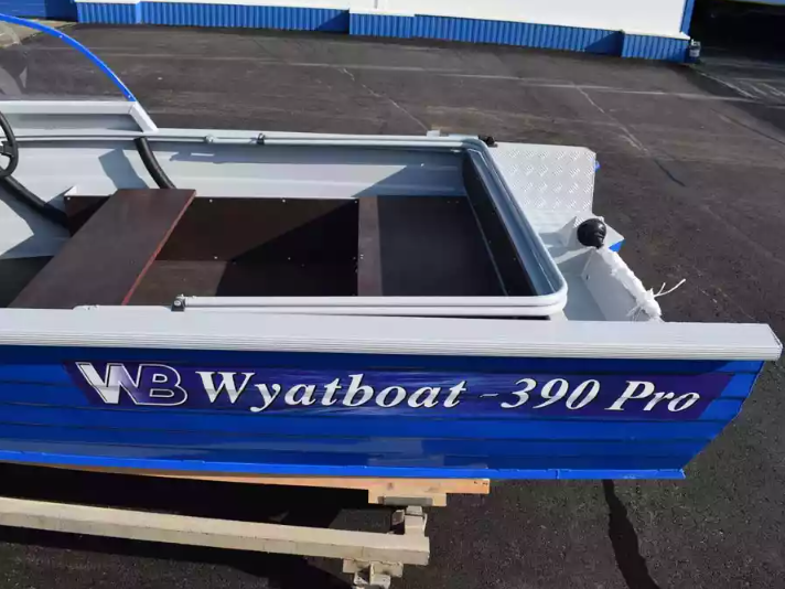 Алюминиевый катер Wyatboat-390 Pro в Санкт-Петербурге