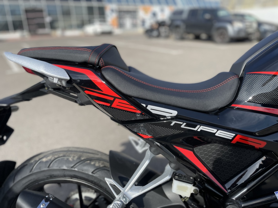 Мопед PROMAX CB150R (49) в Санкт-Петербурге