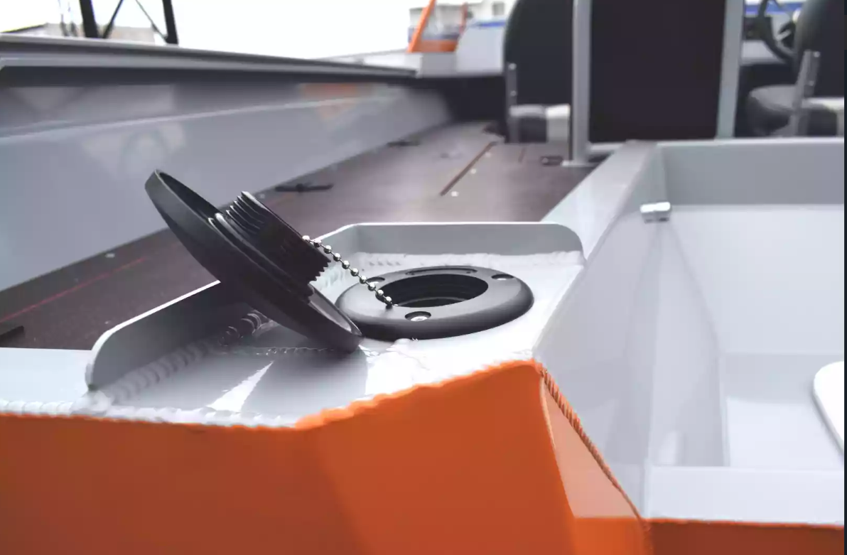 Алюминиевый катер Gold Fisher 480 DCM FISH в Санкт-Петербурге