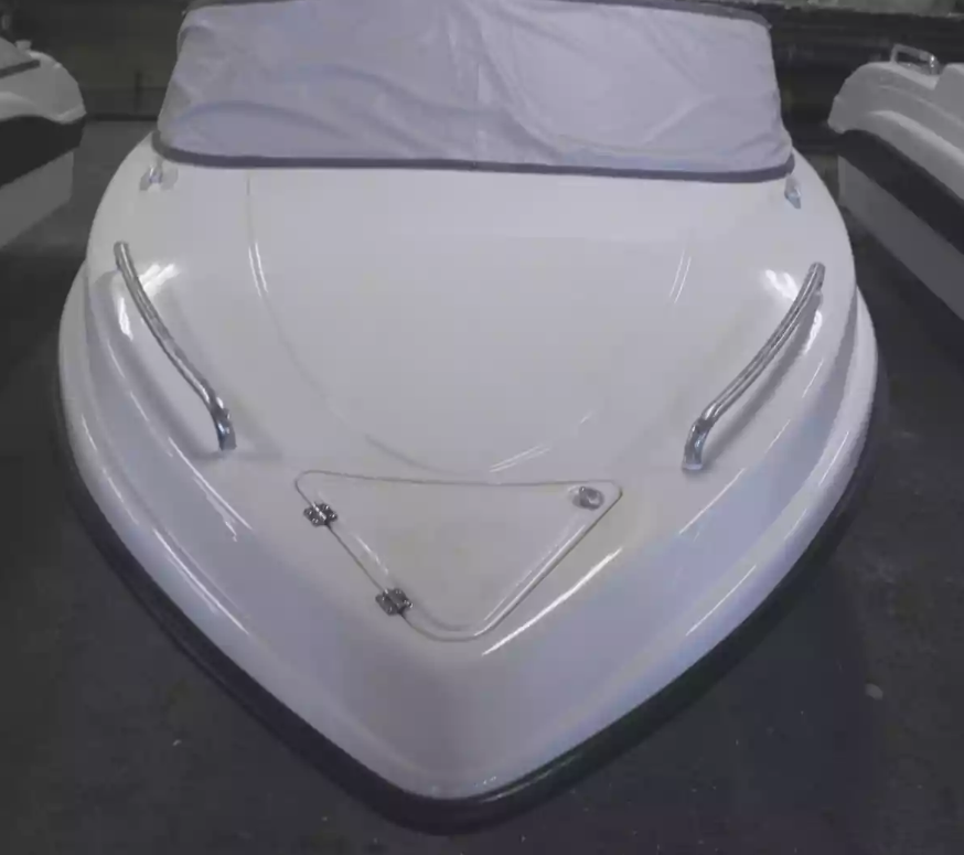 Стеклопластиковый катер Neman-500 Р в Санкт-Петербурге