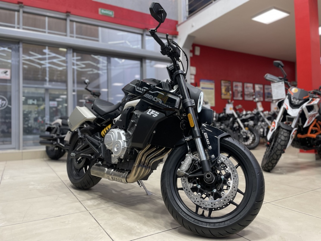 Мотоцикл Benda LFS 700 в Санкт-Петербурге