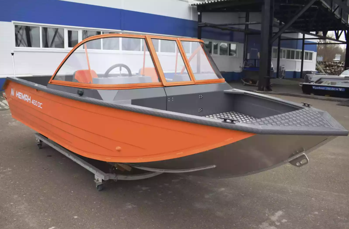 Алюминиевый катер Неман-480 DCM FISH в Санкт-Петербурге