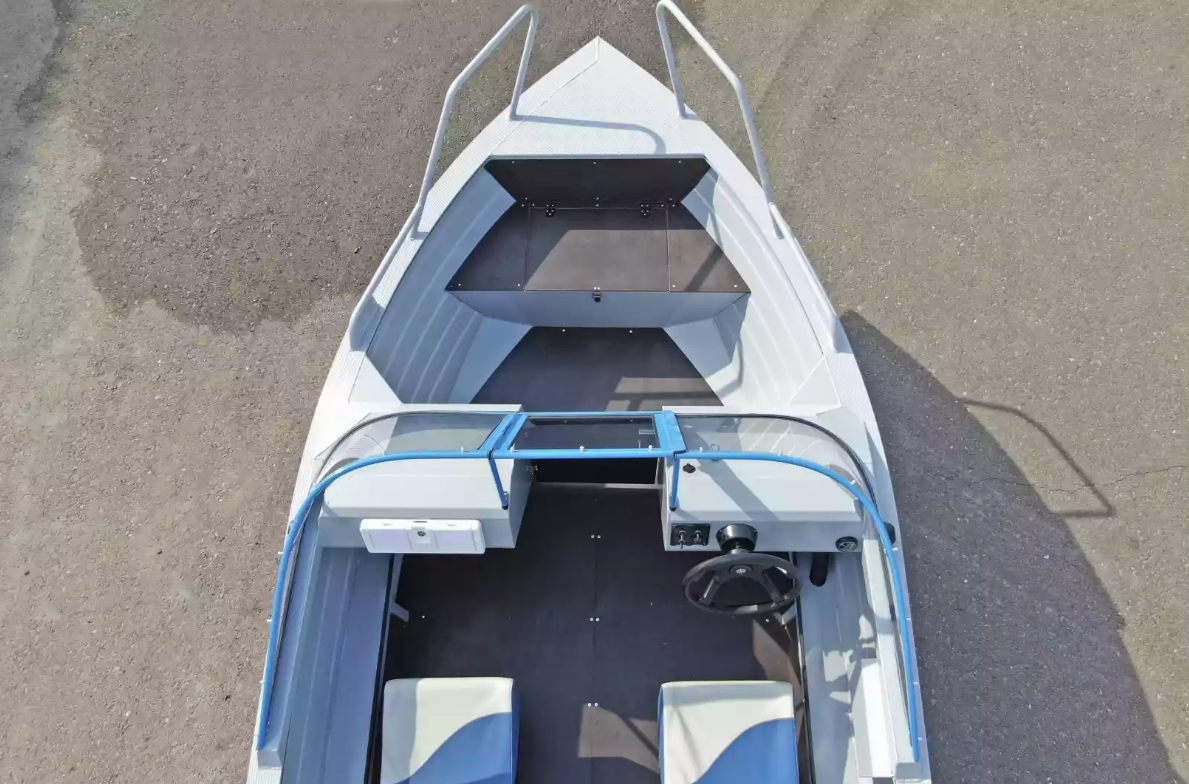 Алюминиевый катер Неман-420 DCM NEW в Санкт-Петербурге