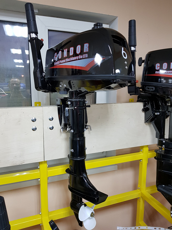 Лодочный мотор Condor F6HS с баком 12 л. в Санкт-Петербурге