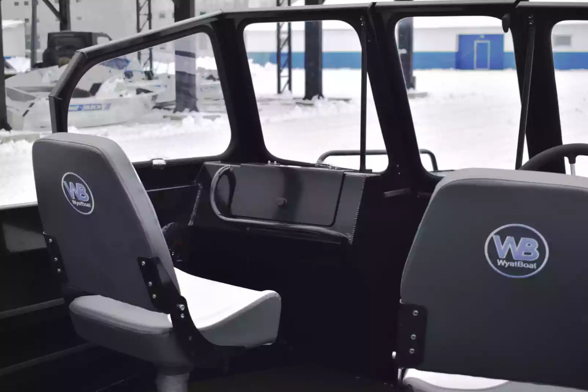 Алюминиевый катер Неман-500 DC Pro в Санкт-Петербурге