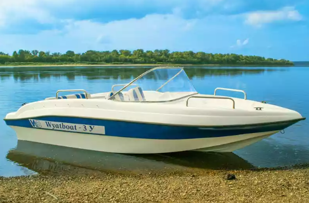 Стеклопластиковый катер Wyatboat-3 У в Санкт-Петербурге