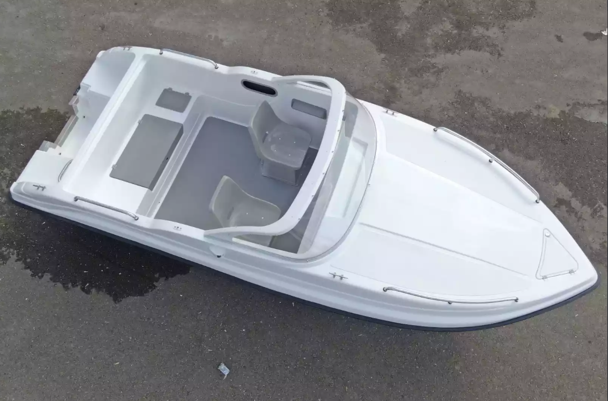 Комбинированный катер Neman-500 P в Санкт-Петербурге