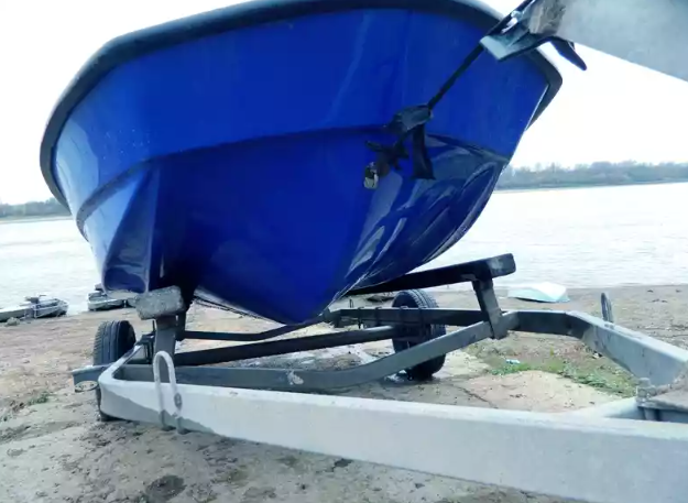 Стеклопластиковый катер Тримаран Wyatboat 430 C в Санкт-Петербурге