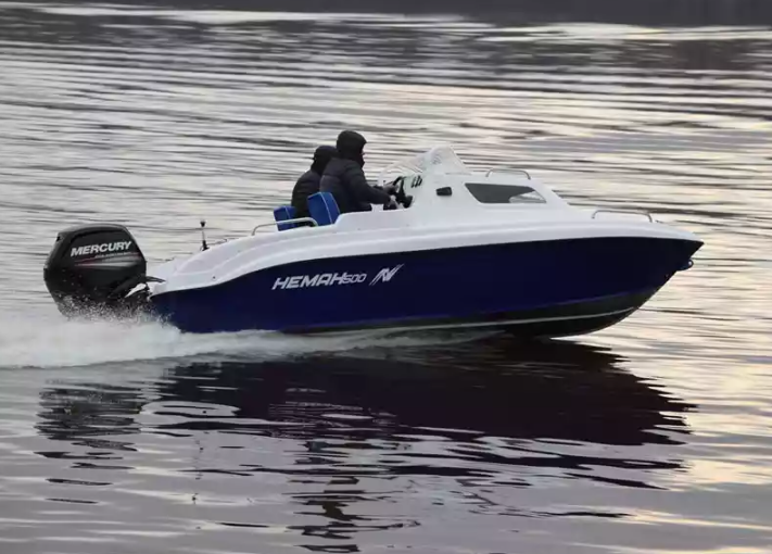 Комбинированный катер Neman-500 с каютой в Санкт-Петербурге