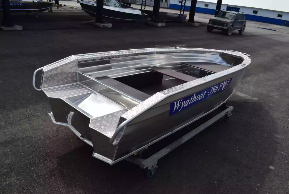 Алюминиевая лодка Wyatboat-390Р Увеличенный борт в Санкт-Петербурге