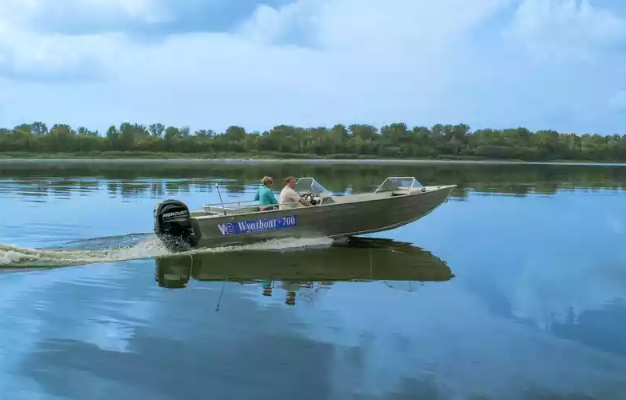Алюминиевый катер Wyatboat-700 в Санкт-Петербурге