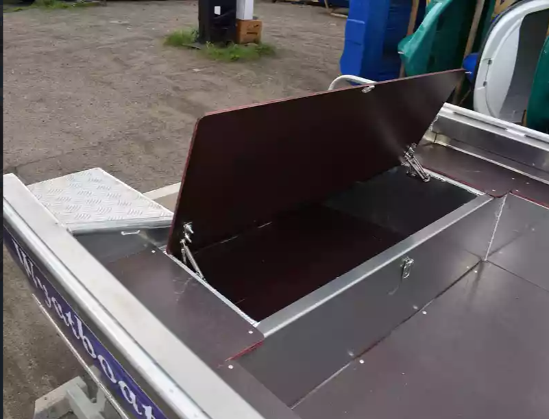 Алюминиевая лодка  Wyatboat-430 Master в Санкт-Петербурге