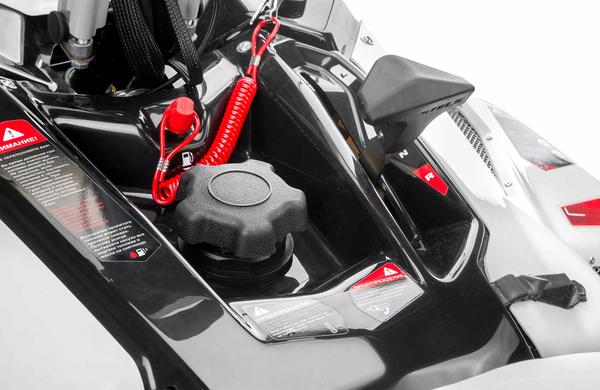 Снегоход STELS SA800R (L LUX WT) ВИТЯЗЬ 2.0 К01 Tech в Санкт-Петербурге