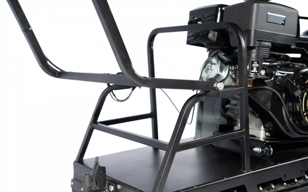 Мотобуксировщик БУРЛАК-M2 LFK 20 л.с. Промысловик в Санкт-Петербурге