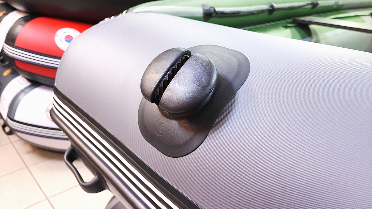 Лодка MISHIMO FAMILY PRO 390 в Санкт-Петербурге