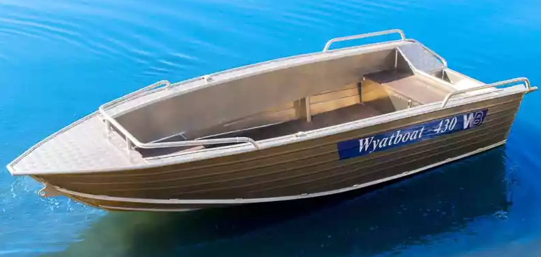Алюминиевая лодка  Wyatboat-430М в Санкт-Петербурге
