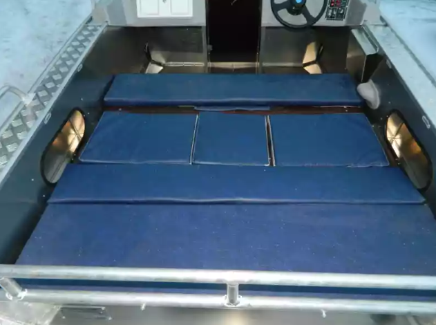 Алюминиевый катер Wyatboat-430T DCM Трансформер в Санкт-Петербурге