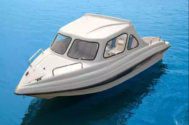 Стеклопластиковый катер Wyatboat-3 П (полурубка) в Санкт-Петербурге