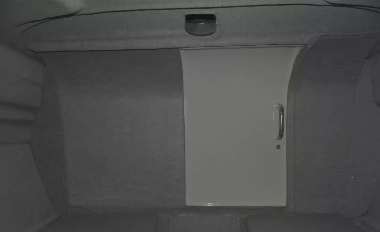 Стеклопластиковый катер Neman-550 с каютой в Санкт-Петербурге