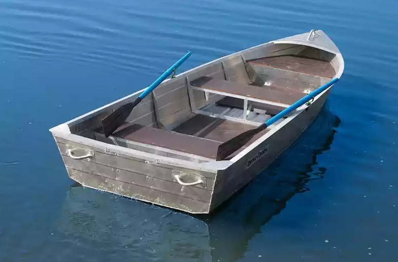 Алюминиевая лодка Вятка-Профи 32 в Санкт-Петербурге