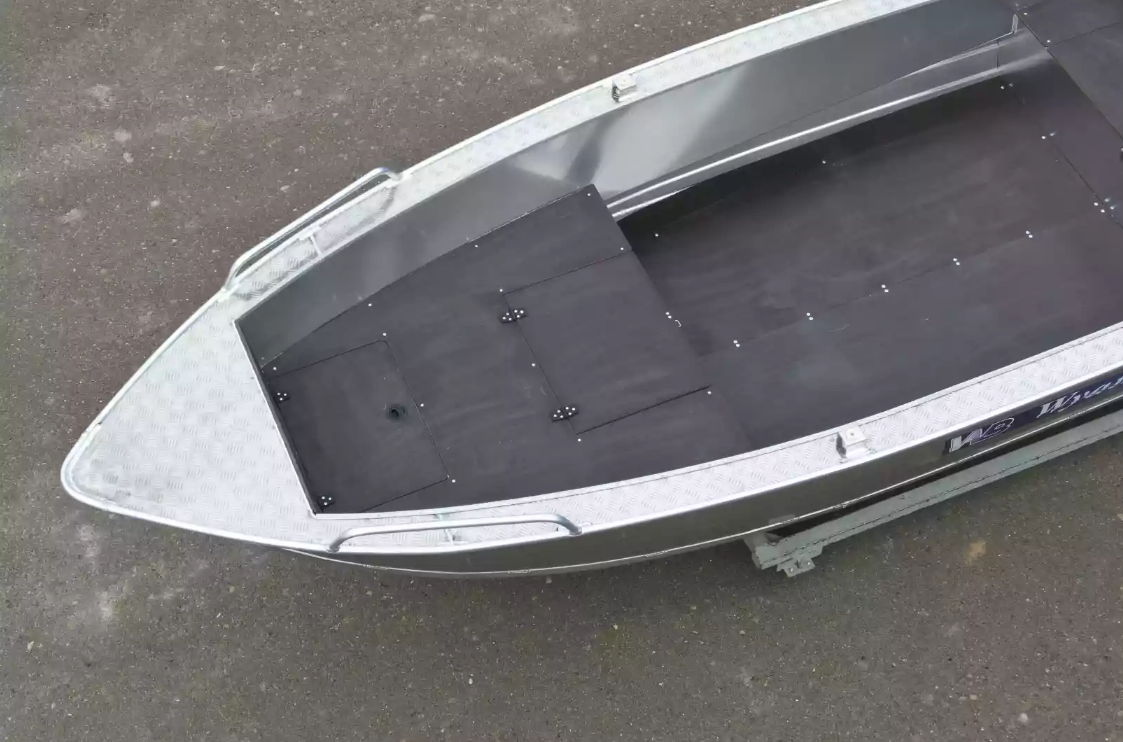 Алюминиевая лодка  Wyatboat-430М FISH в Санкт-Петербурге