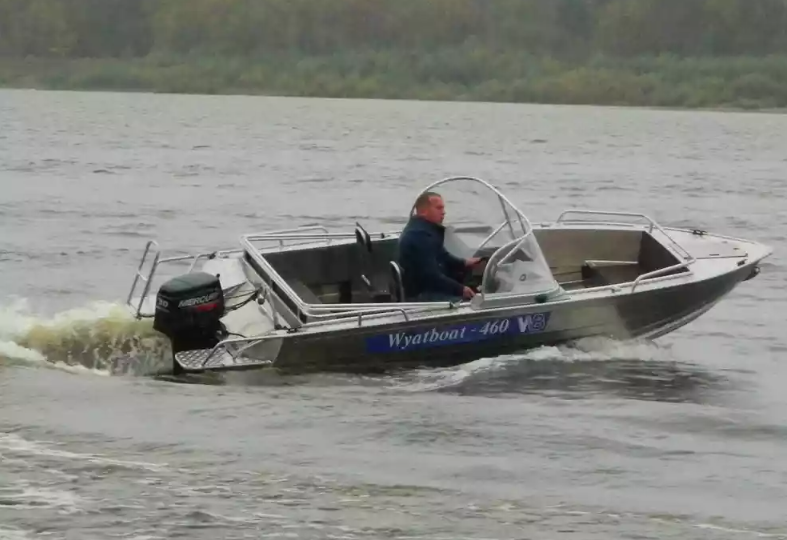 Алюминиевый катер Wyatboat-460 DCM в Санкт-Петербурге