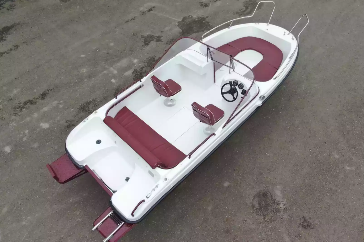 Комбинированный катер Neman-530 Open в Санкт-Петербурге