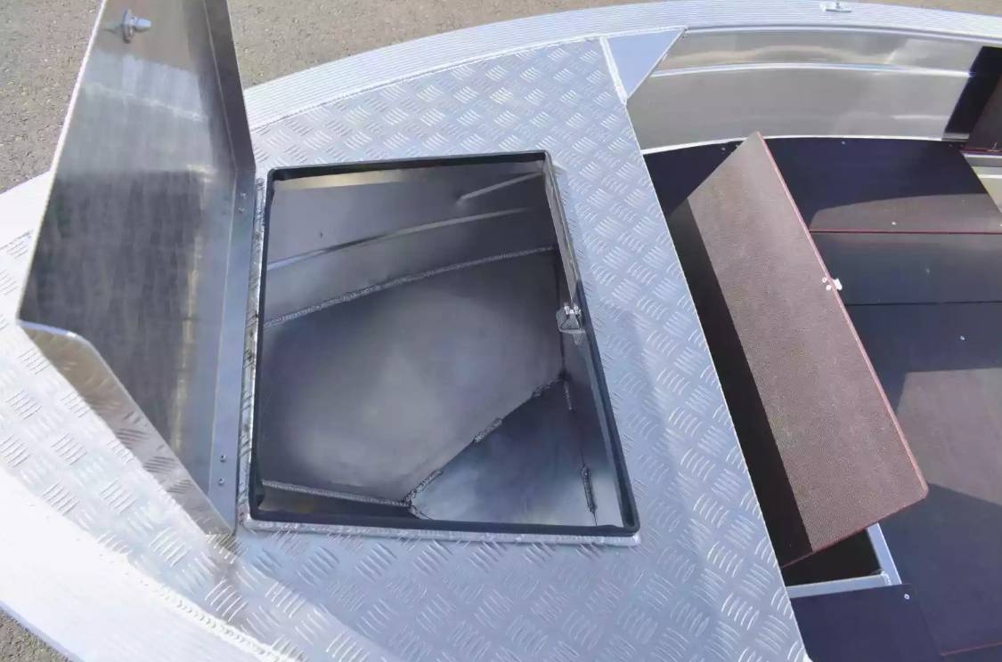 Алюминиевая лодка Неман-400 Р PRO в Санкт-Петербурге