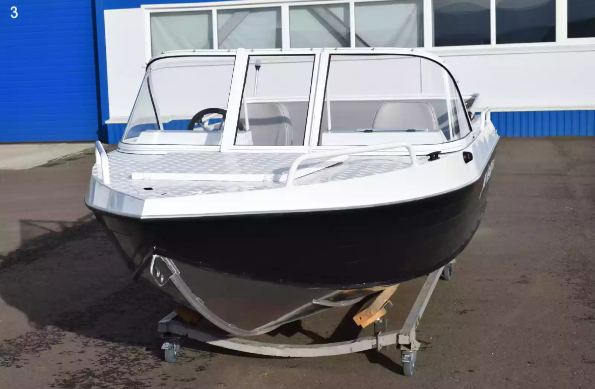 Алюминиевый катер Неман-450 в Санкт-Петербурге