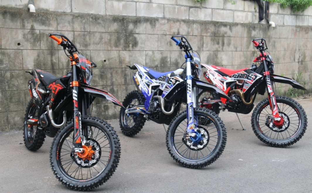 Кроссовый мотоцикл FAIDET NC300S ULTRA KKE в Санкт-Петербурге