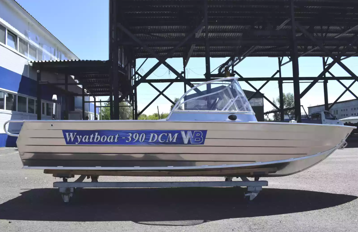 Алюминиевый катер Wyatboat-390 DCM в Санкт-Петербурге