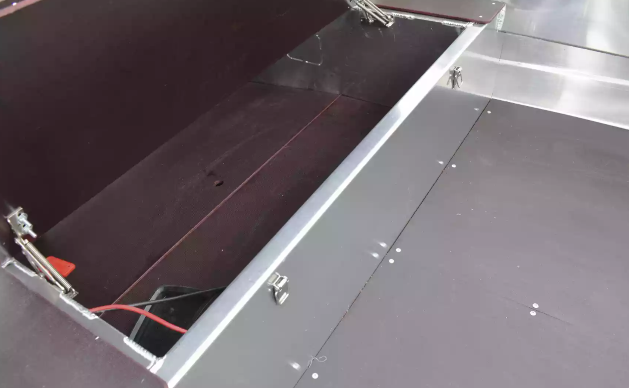 Алюминиевый катер Wyatboat-490 Pro в Санкт-Петербурге