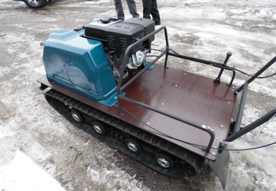 Мотобуксировщик AhtaR LR13 с реверс-вариатором Буран (задний ход) в Санкт-Петербурге