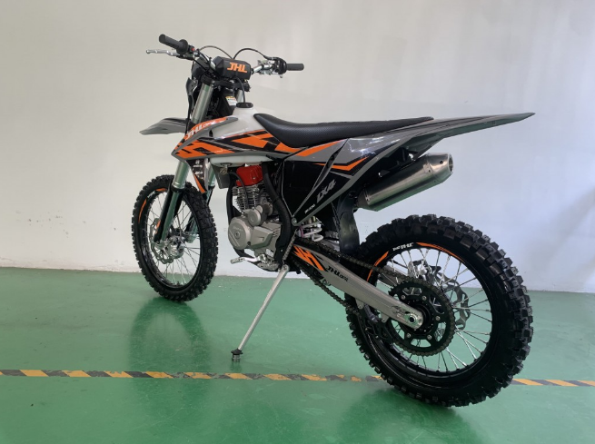 Мотоцикл JHLMOTO JHL LX4 CB300RL (175FMN) в Санкт-Петербурге