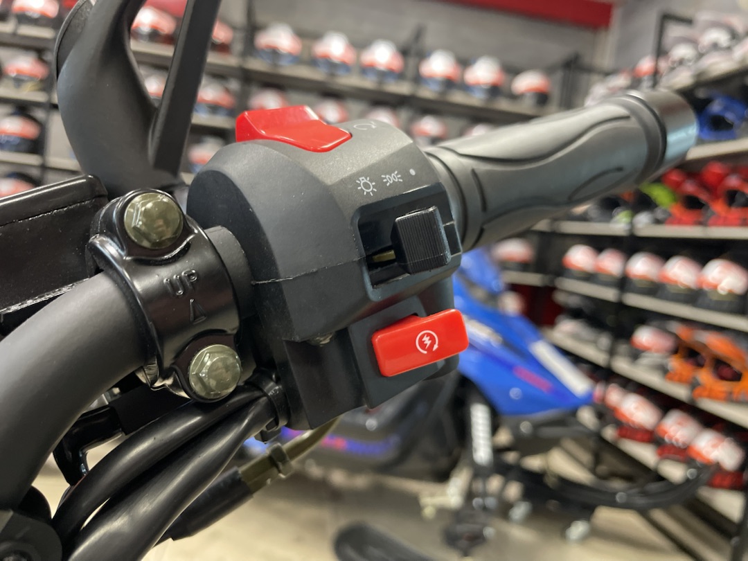 Мопед PROMAX CB150R (49) в Санкт-Петербурге